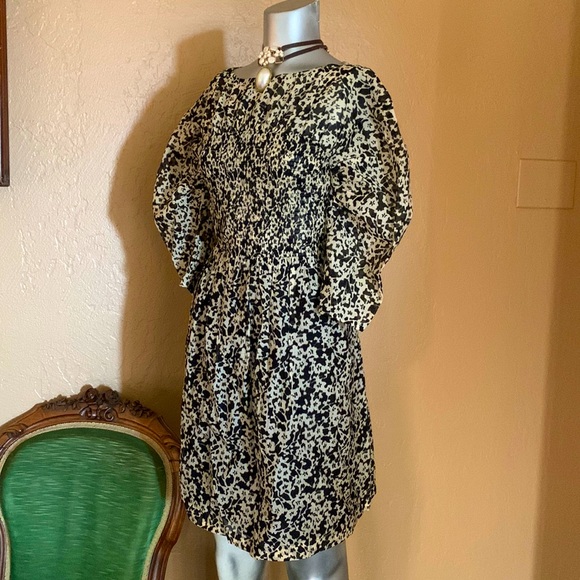 rebecca taylor ruched osaka dress Rebecca Taylor 3/4 Sleeve Ruched Osaka print Mini Dress. Sz M